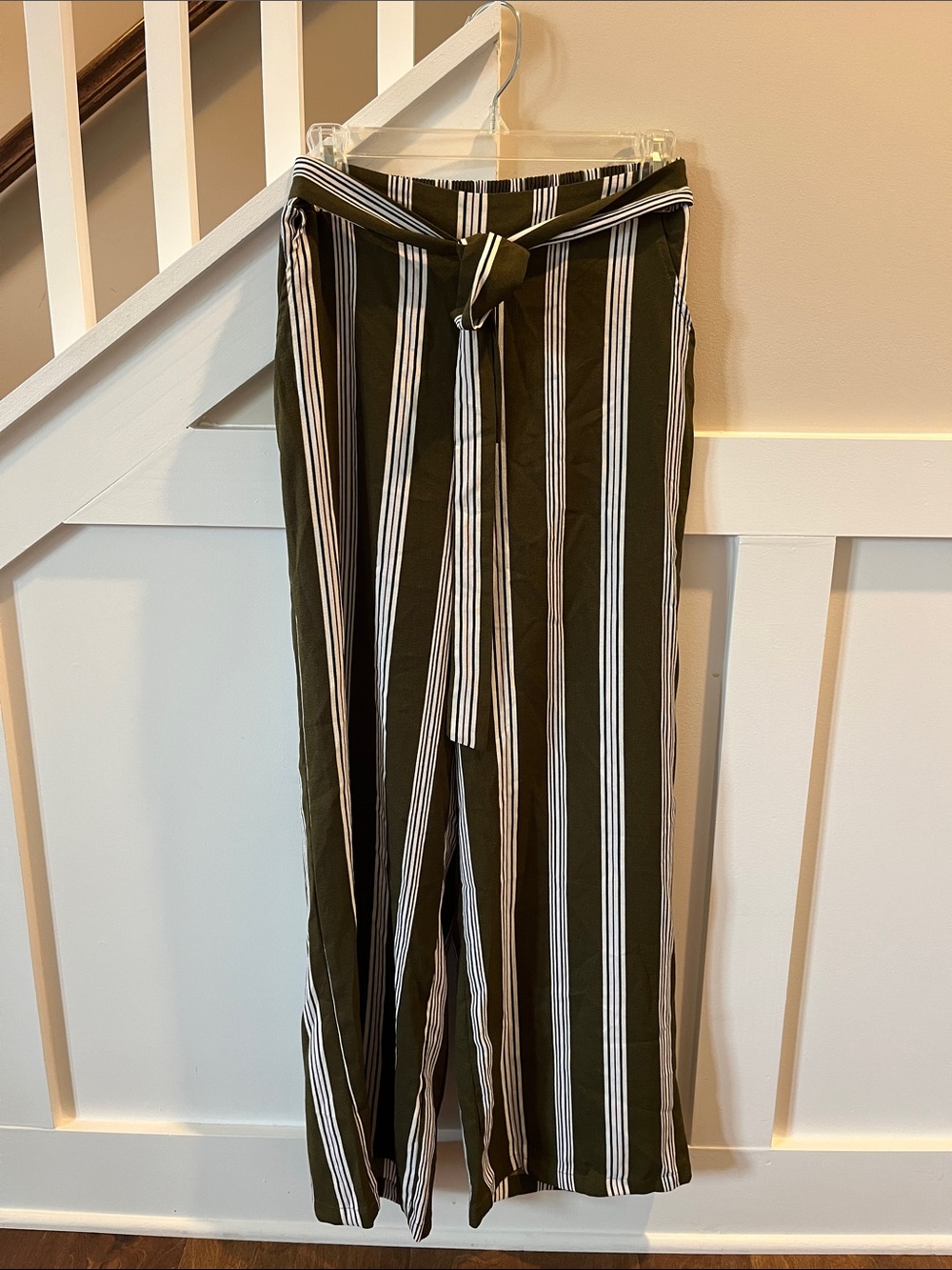 Women’s Olive Green Stripe Tie-Waist Chinos